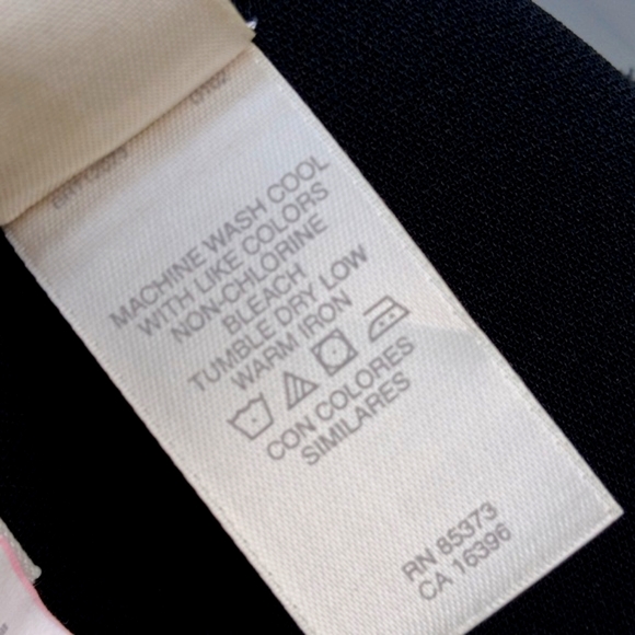 FIRST ISSUE LIZ CLAIBORNE LADIES BLACK (4) BUTTON JACKET/BLAZER (INDONESIA) - Picture 15 of 17